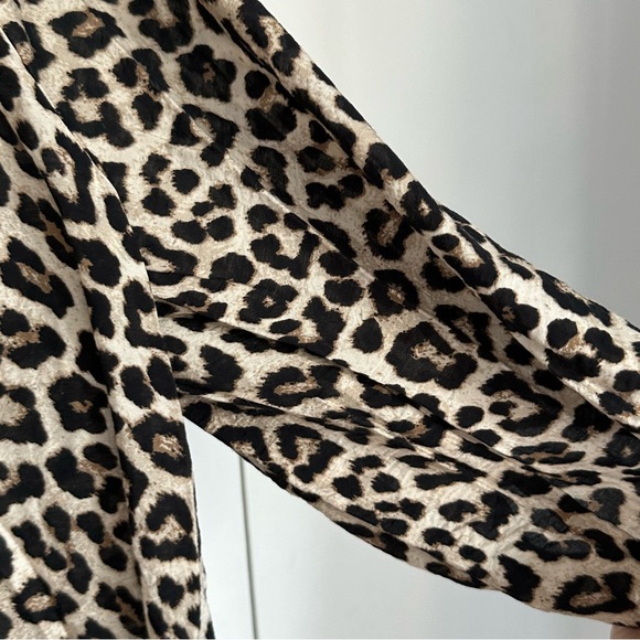 H&M Leopard Print BabyDoll Smock Dress - Picture 7 of 11